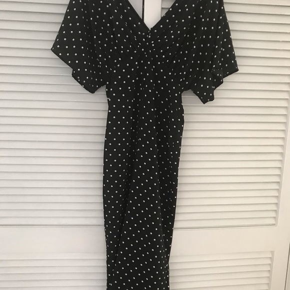 ASOS DESIGN Tea Jumpsuit in Polka Dot (sz 4) - Picture 4 of 4